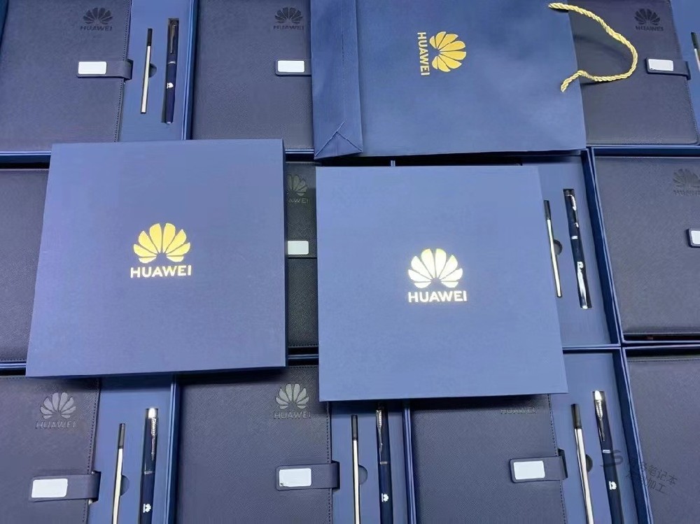 如何用最簡單的方式進(jìn)行筆記本定做的頁面排版設(shè)計？